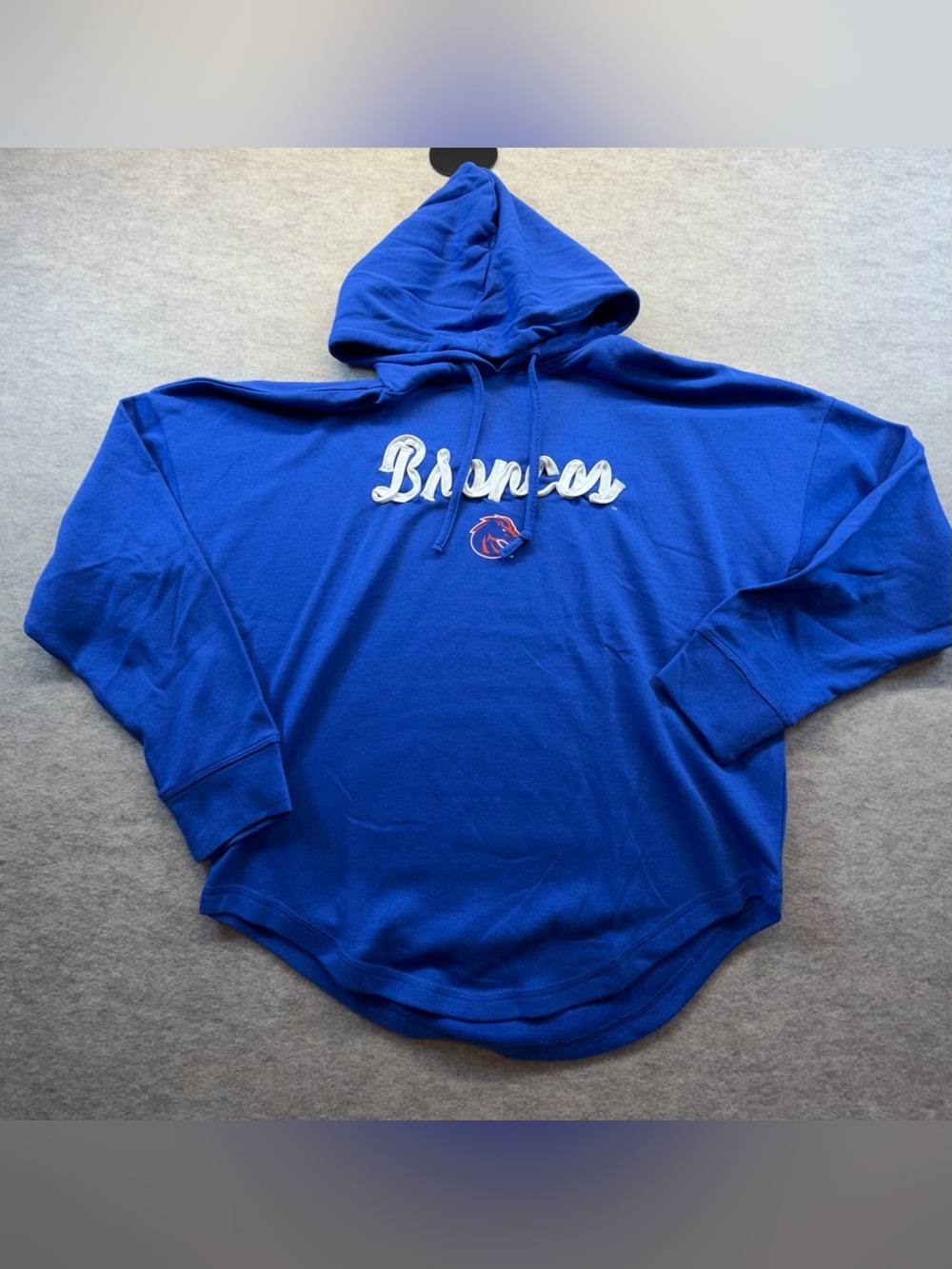 Boise State Broncos Captivating Women’s Hoodie Size Small NWOT